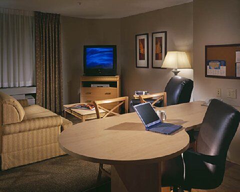 Candlewood Suites Elgin - Northwest Chicago By Ihg Buitenkant foto